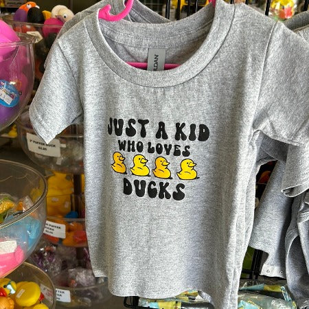 T shirt - Youth "Just a Kid who Loves Ducks"