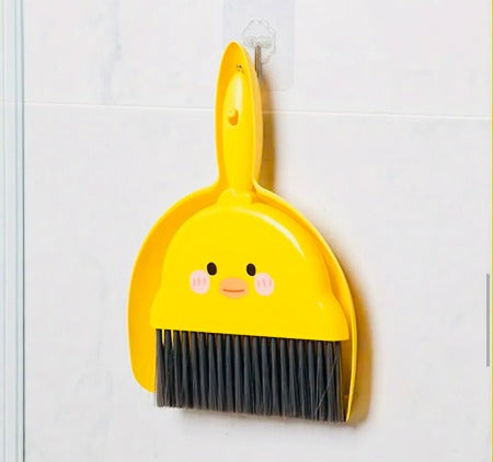 Ducky dust pan